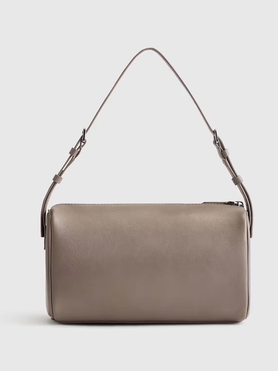 Quince Handbags - Quince Italian Leatherbag TAKING THiS OFF MY POSH TOM SO BUY IF INTERESTED!